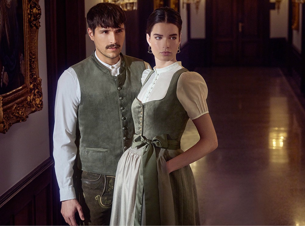 Dirndlkleid Damen In Grün Mit Schürze – Samt-Oktoberfestkleid, Midi-lang & Figurbetont