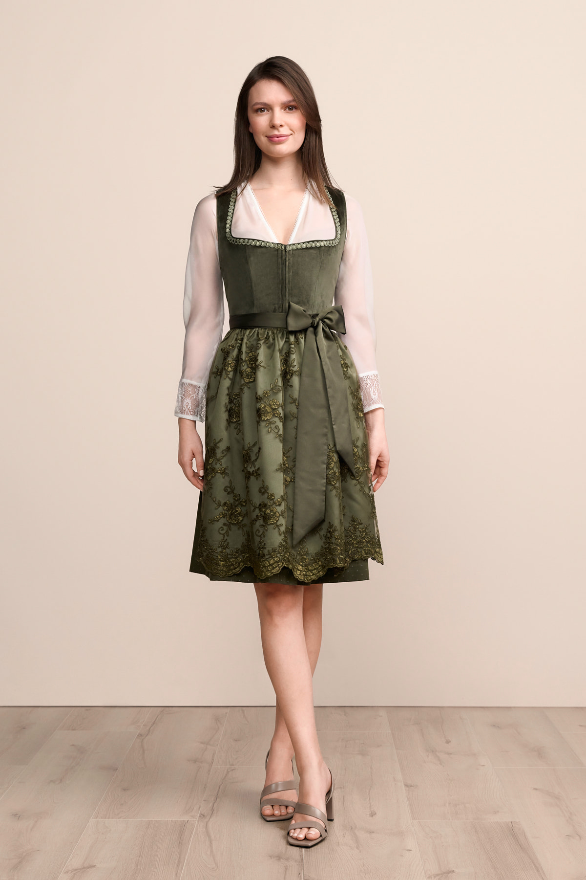 Alpenmärchen Midi-dirndl uit exclusieve collectie, incl. kanten schort, maten 34 t/m 60 - ALM750, zwart-cr me, 50