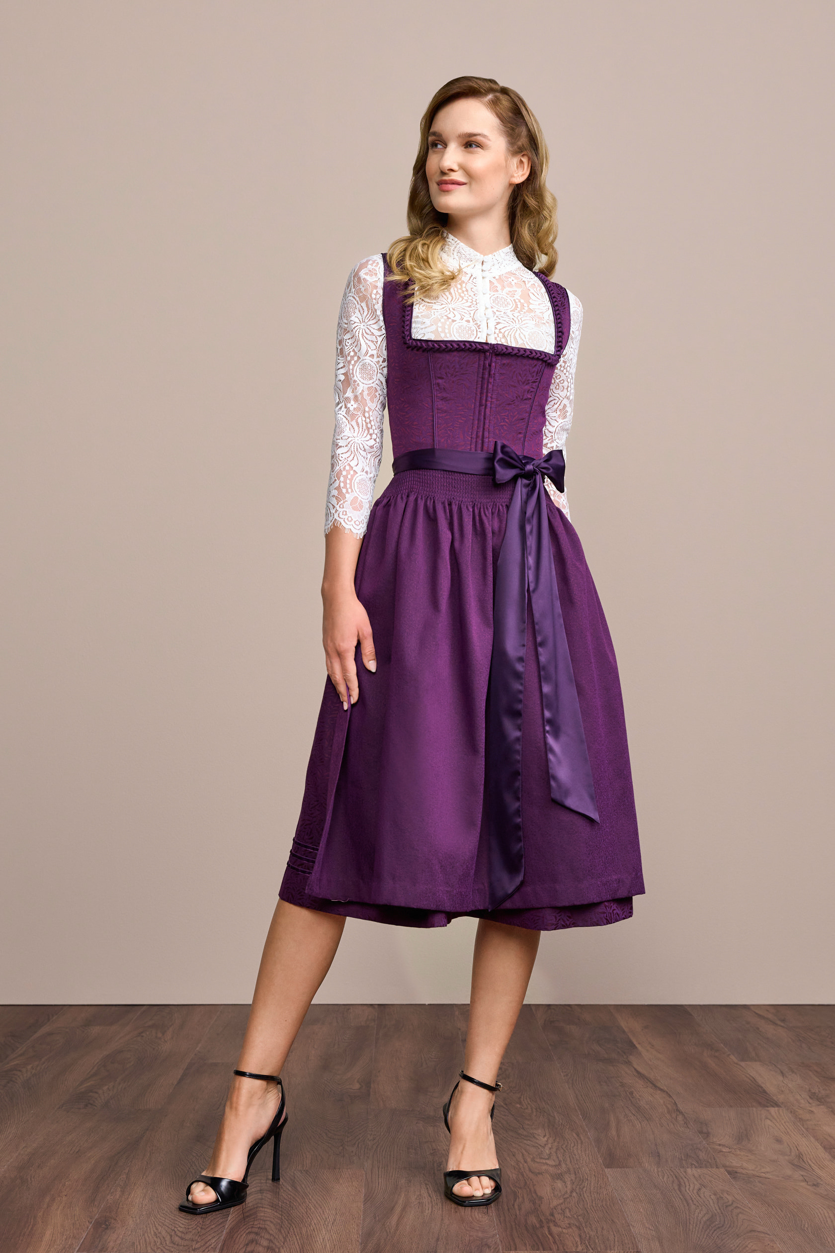 fitted lace wedding dress Oktoberfest Dirndl Dress main image 1