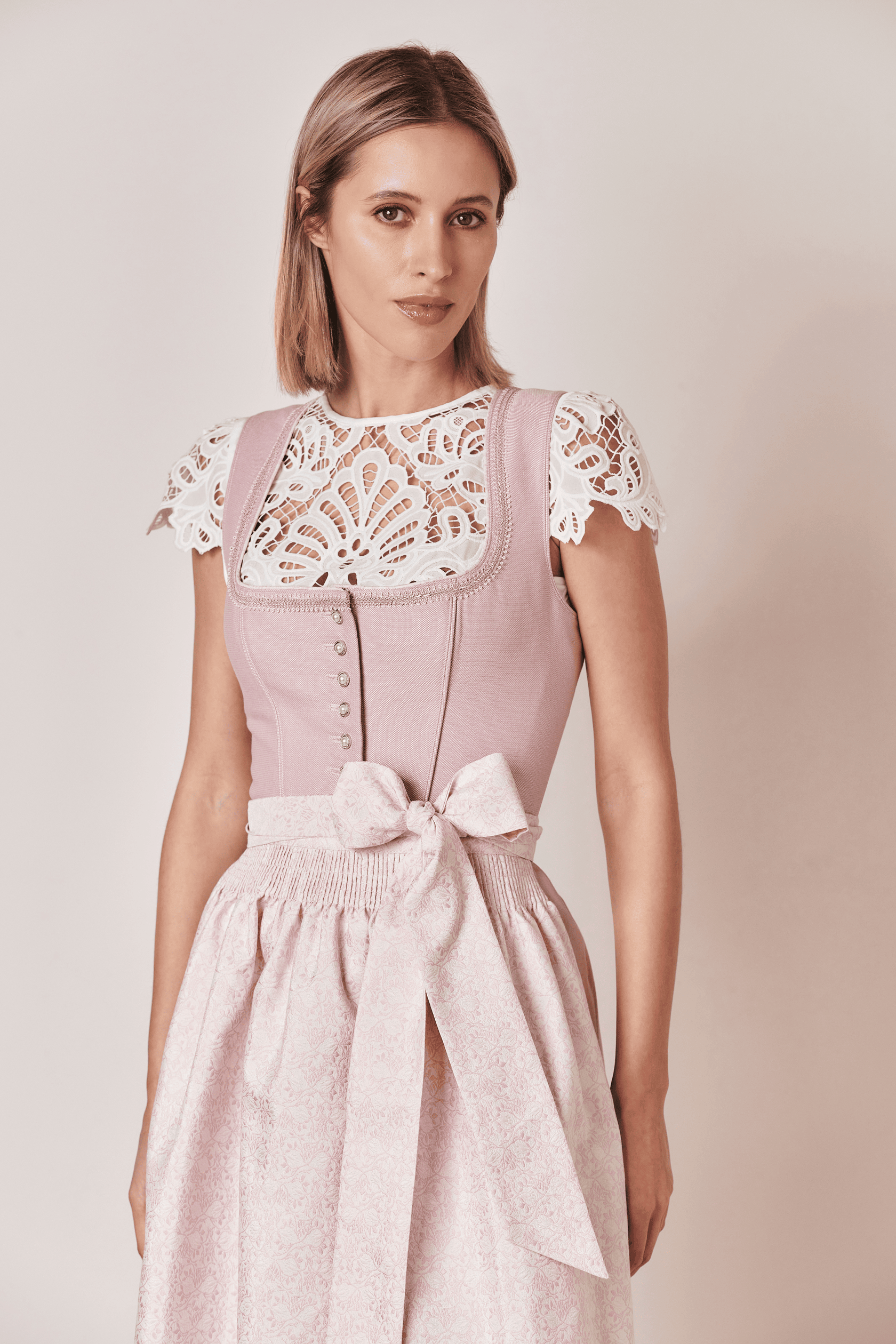 Dirndl Midi Rosa Con Grembiule In Pizzo E Perline – Taglie 36-44 Per Oktoberfest - 3