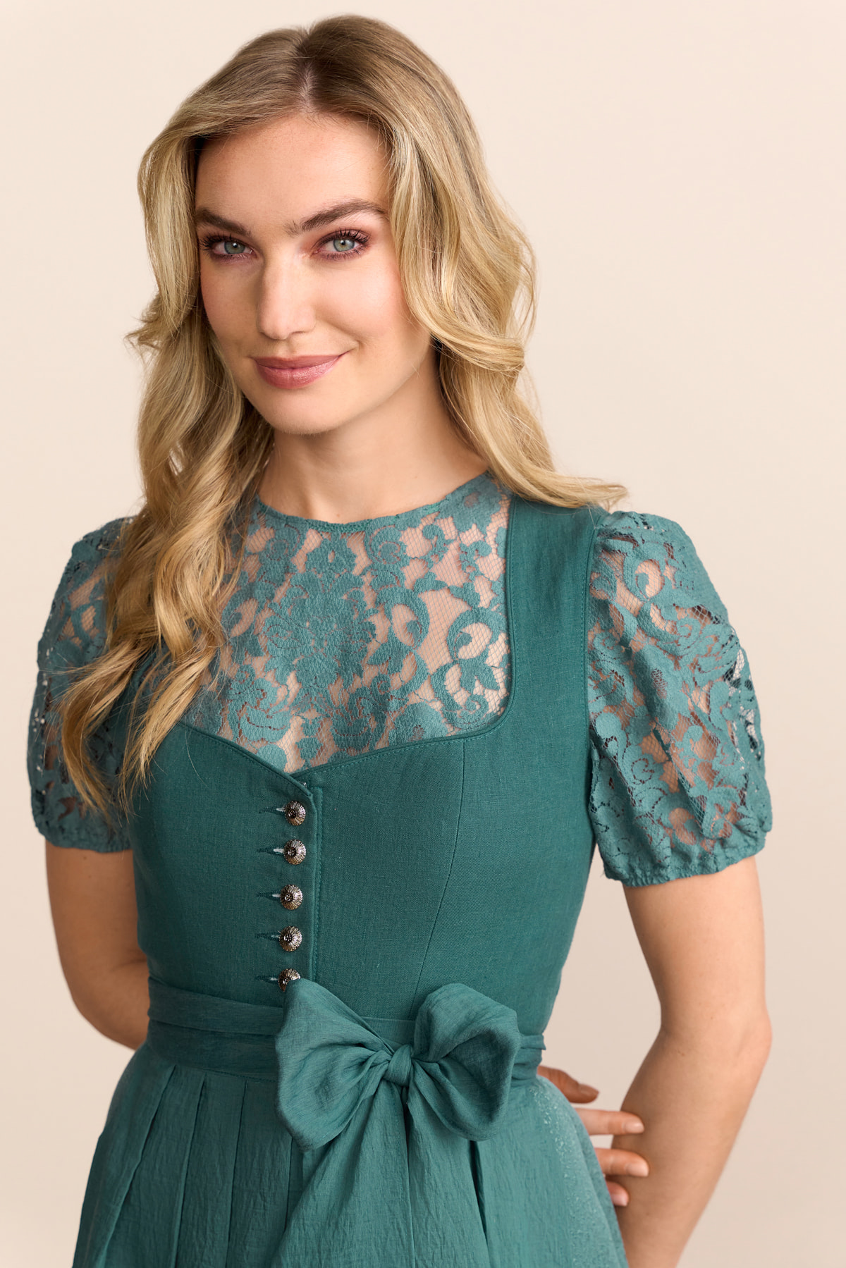Dirndl Sylvina (70cm)
