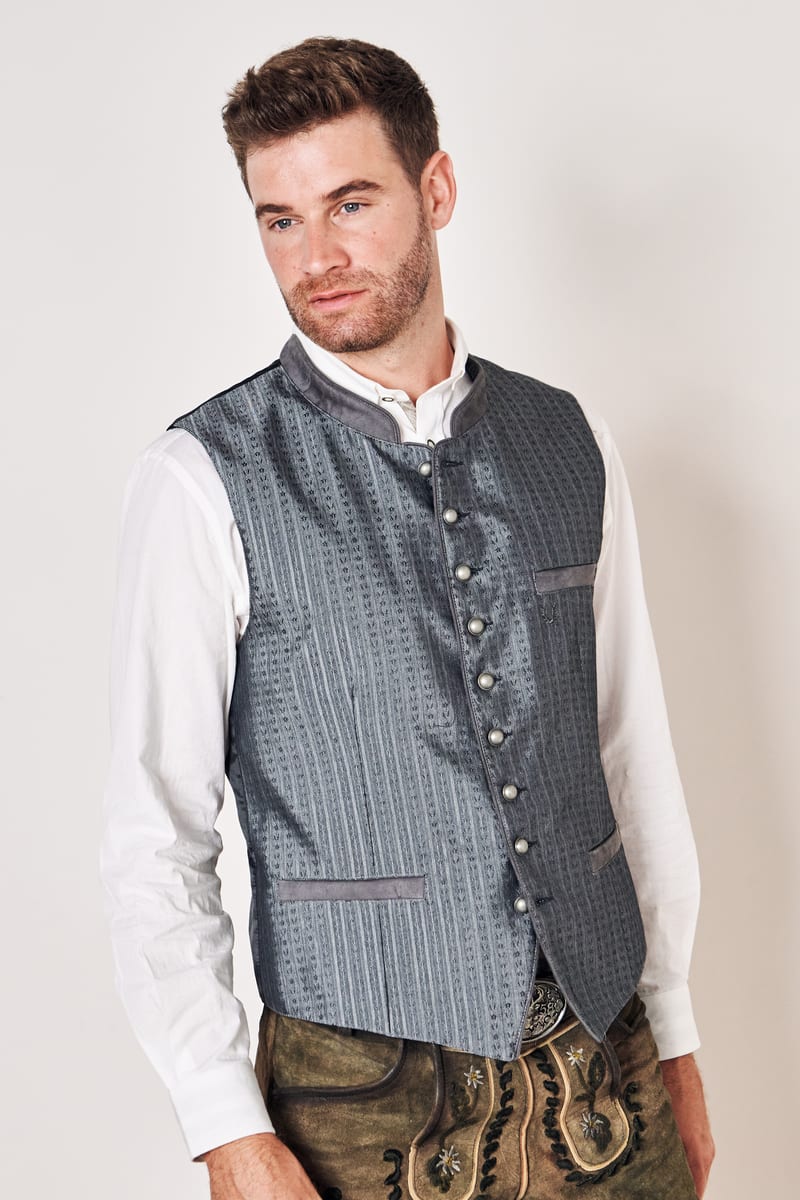 Traditional vest Nicolai