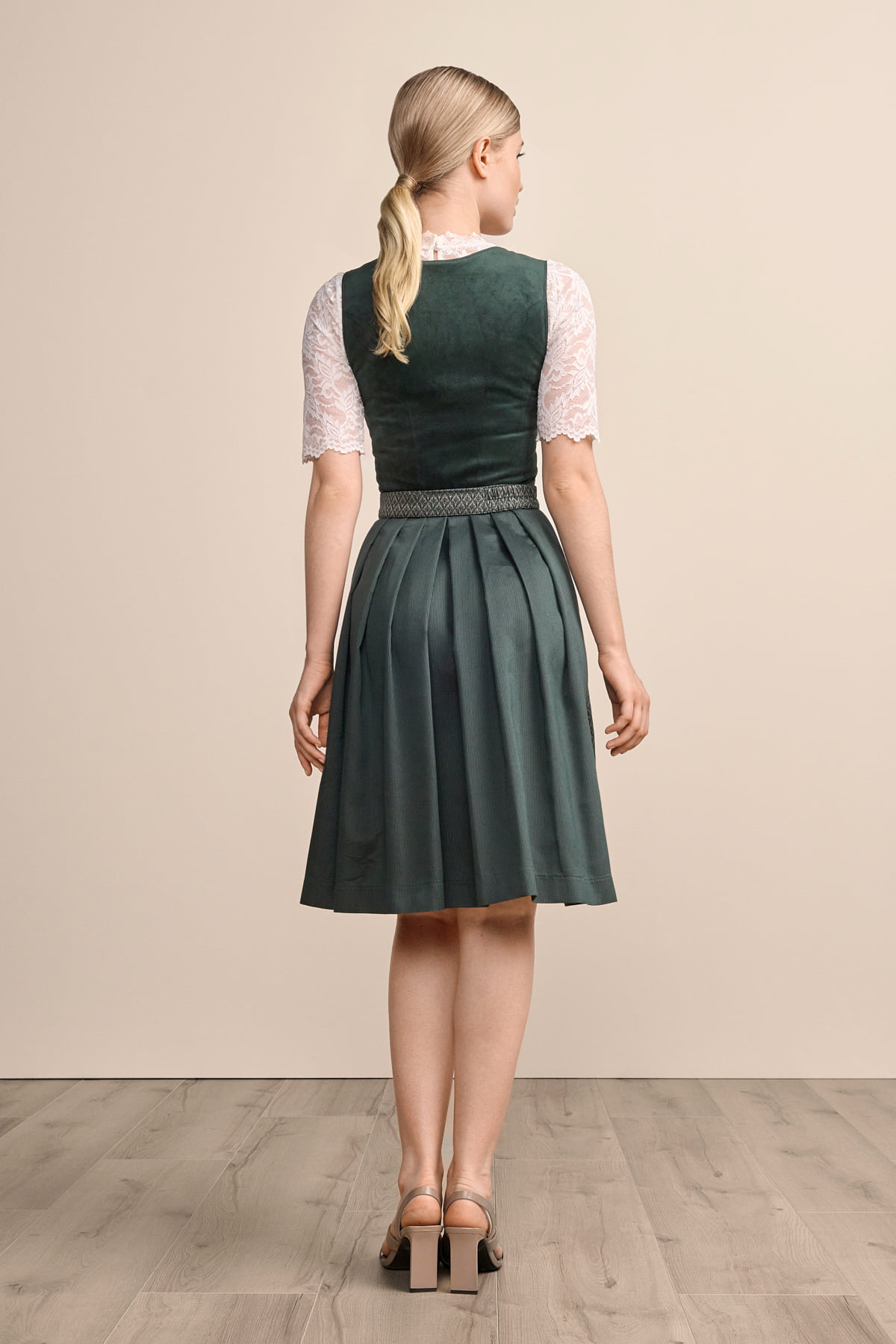 Dirndl Alexa