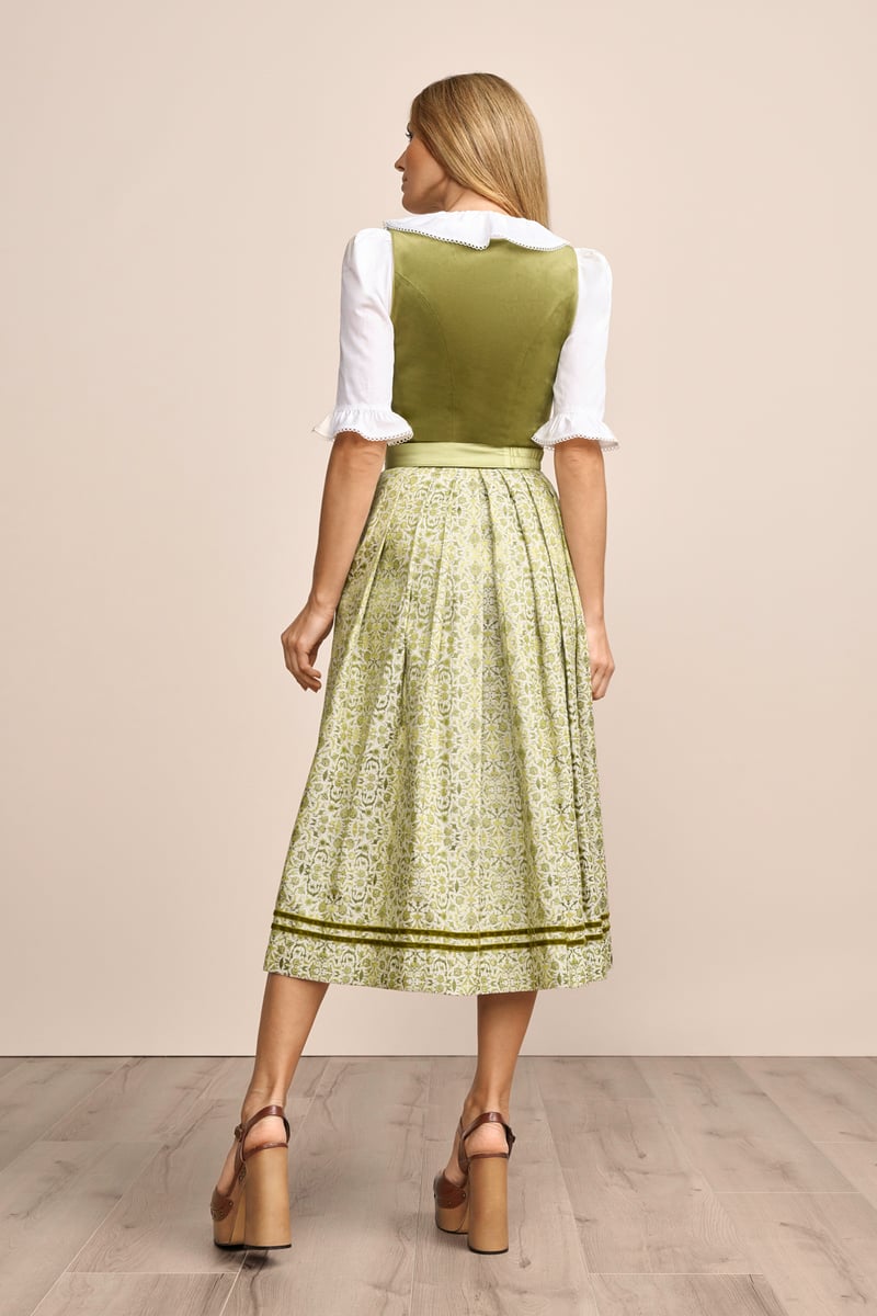 Dirndl Danute 80cm In Gr n Im Kr ger Dirndl Online Shop