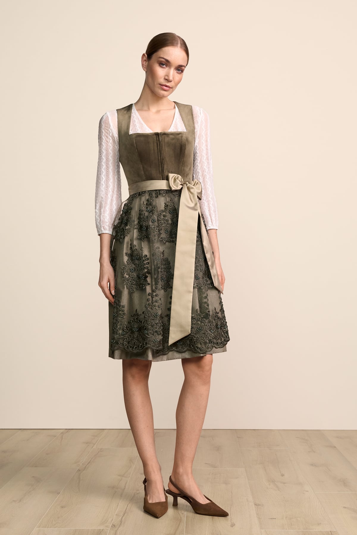 Dirndl Silja (60cm)