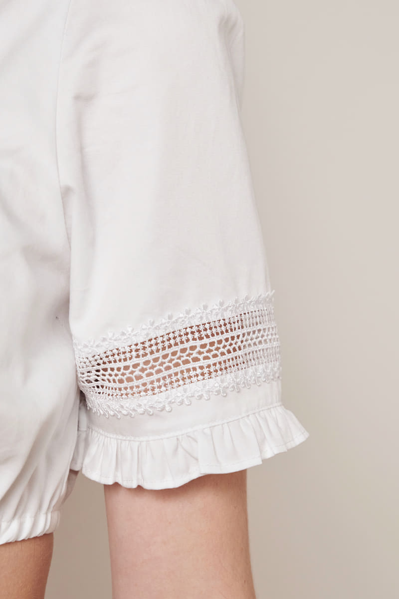 Dirndl blouse Tori
