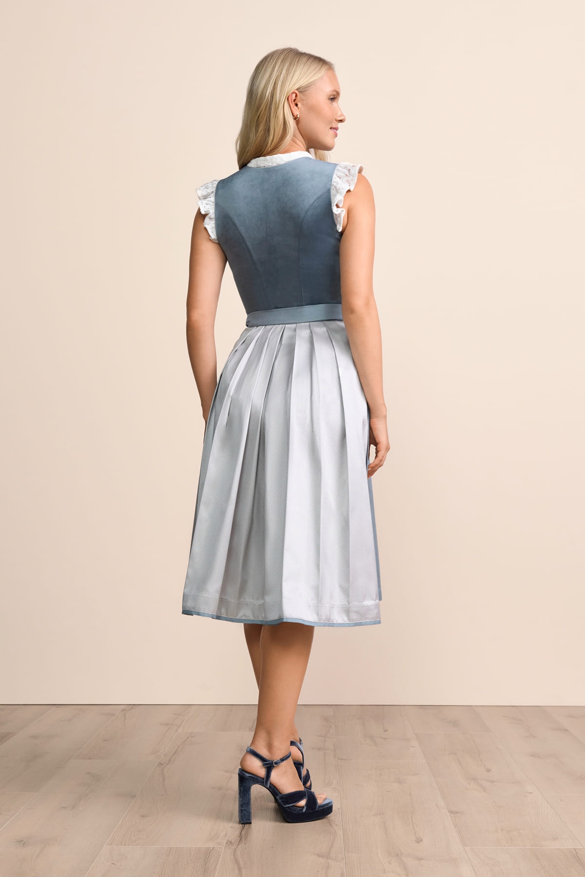 Dirndl Yalara (70cm)
