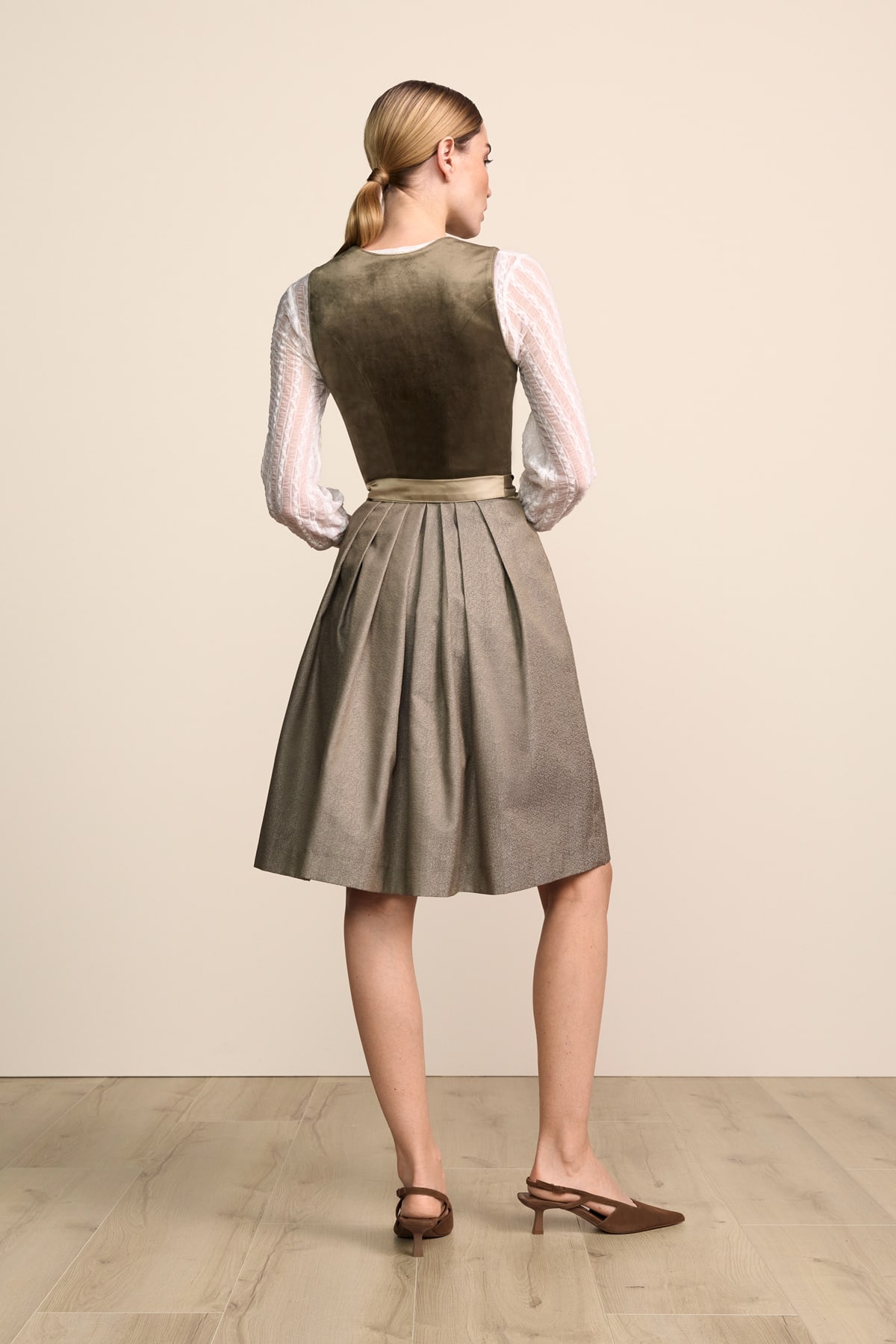 Dirndl Silja (60cm)