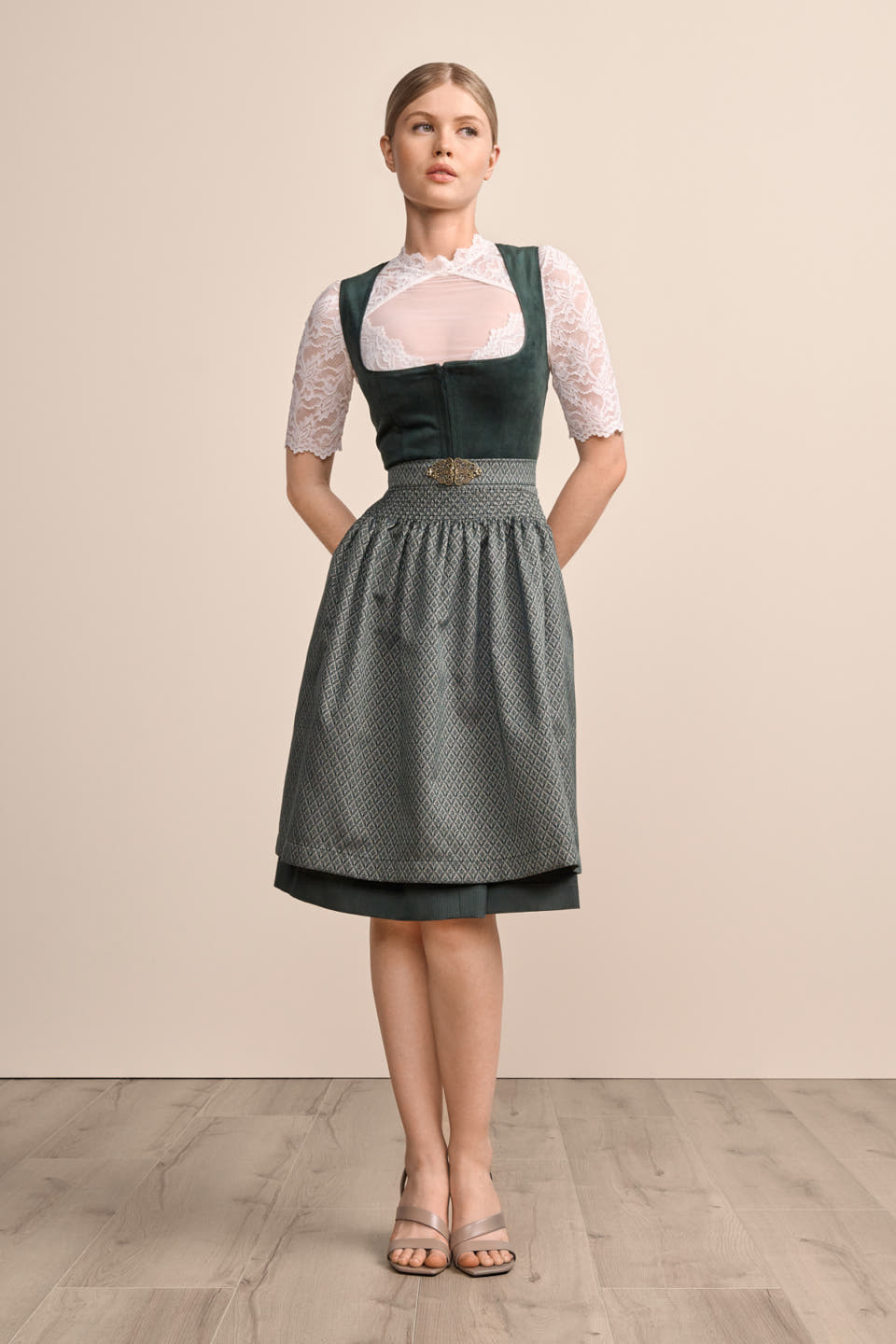 Dirndl Alisha (60cm)