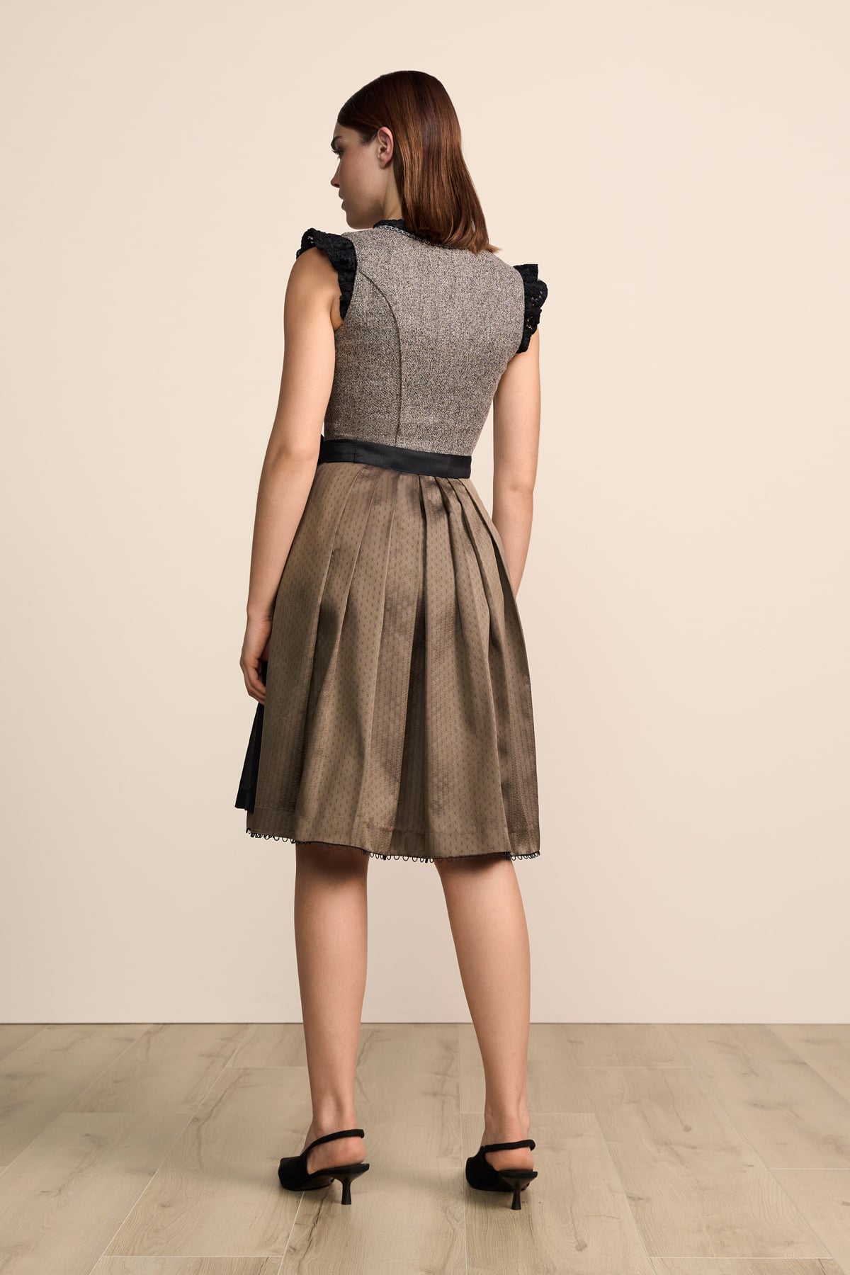 Dirndl Velinae (60cm)