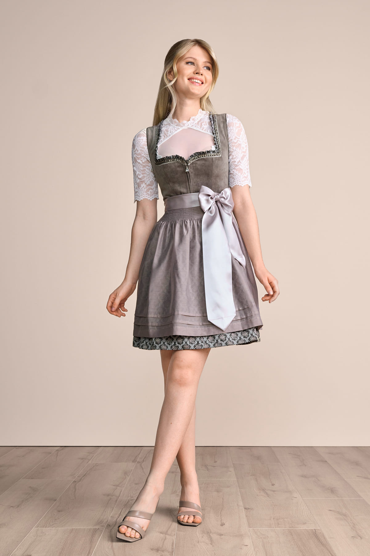 Dirndl Elora (50cm)
