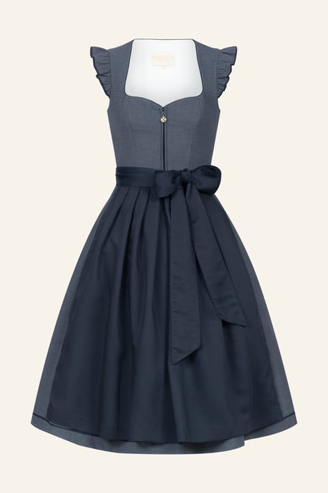 Wie sitzt ein Dirndl richtig?