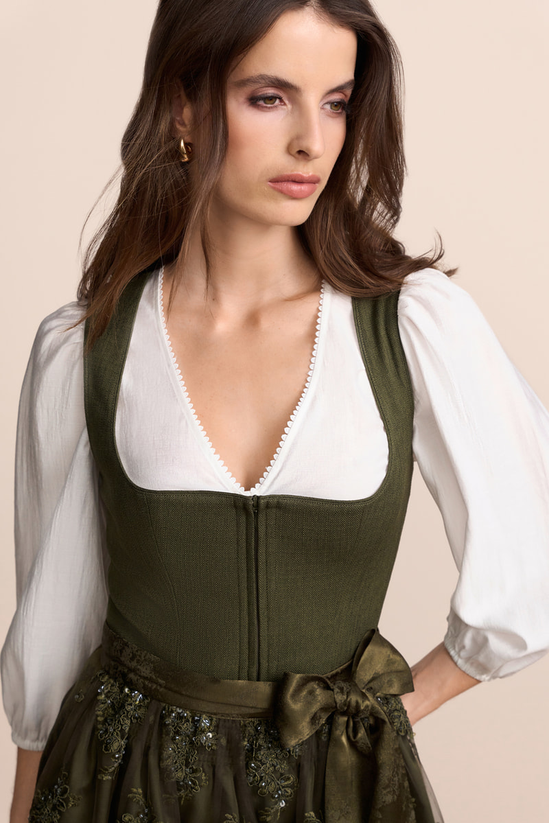 Dirndl Leonore (70cm)