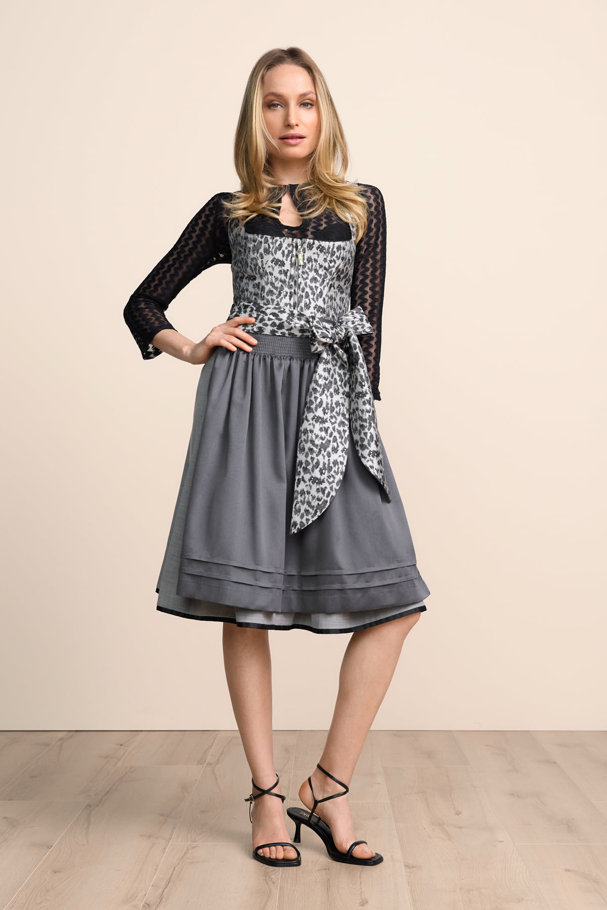 Dirndl Carly (60cm)