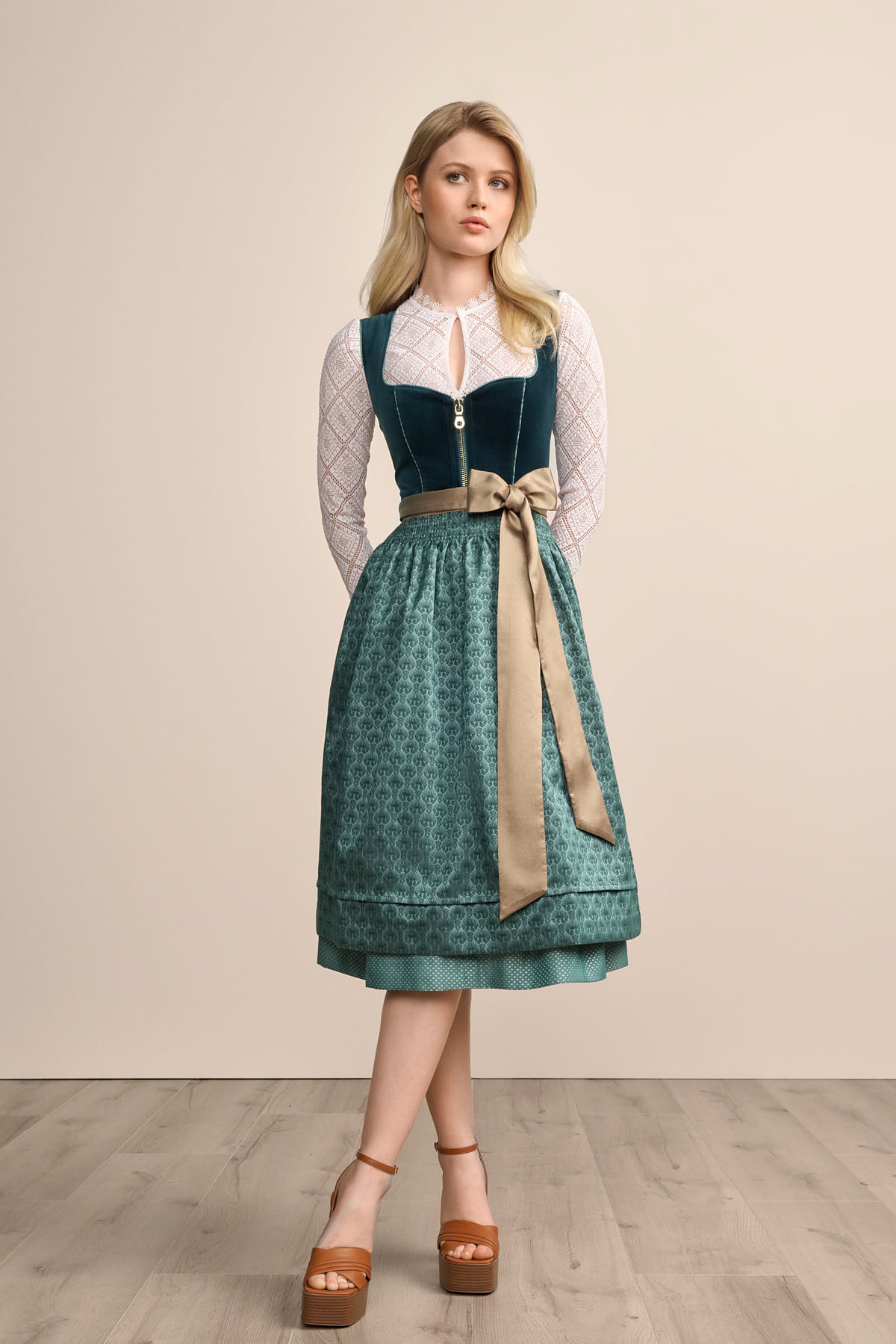 Dirndl Fadia (70cm)