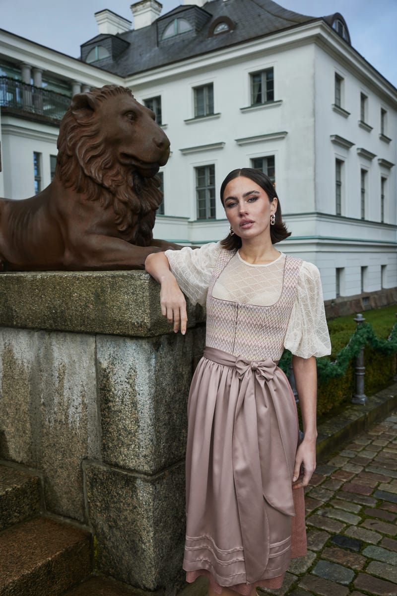 Dirndl Neah (60cm)