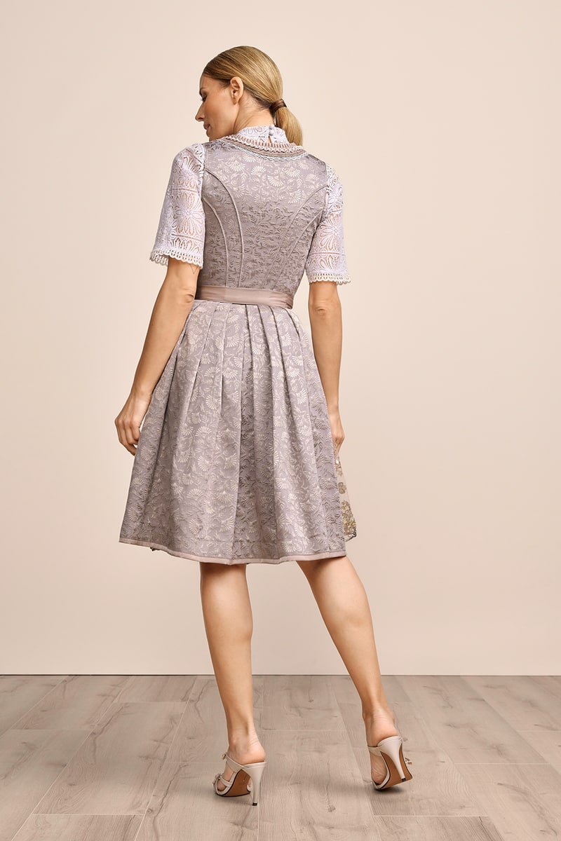 Dirndl Azalea (60cm)