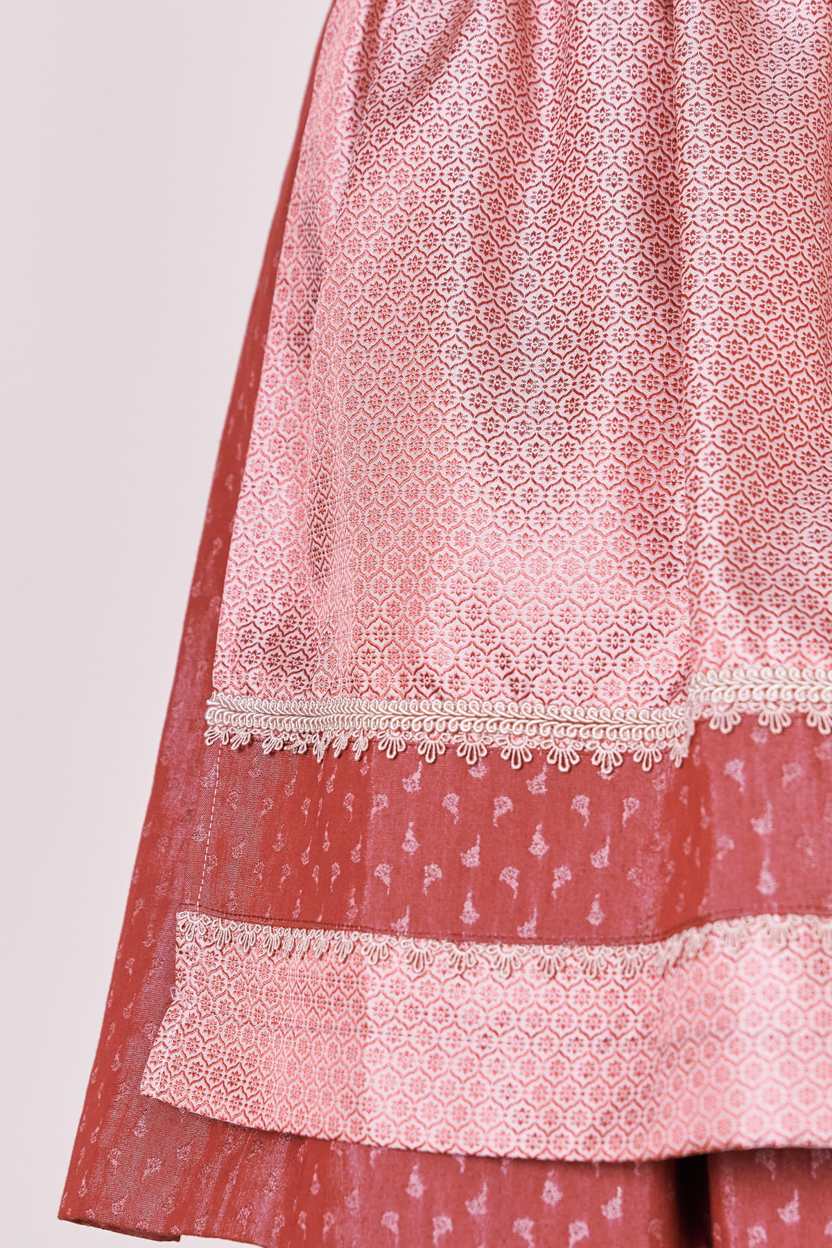 Dirndl Prunella (60cm)