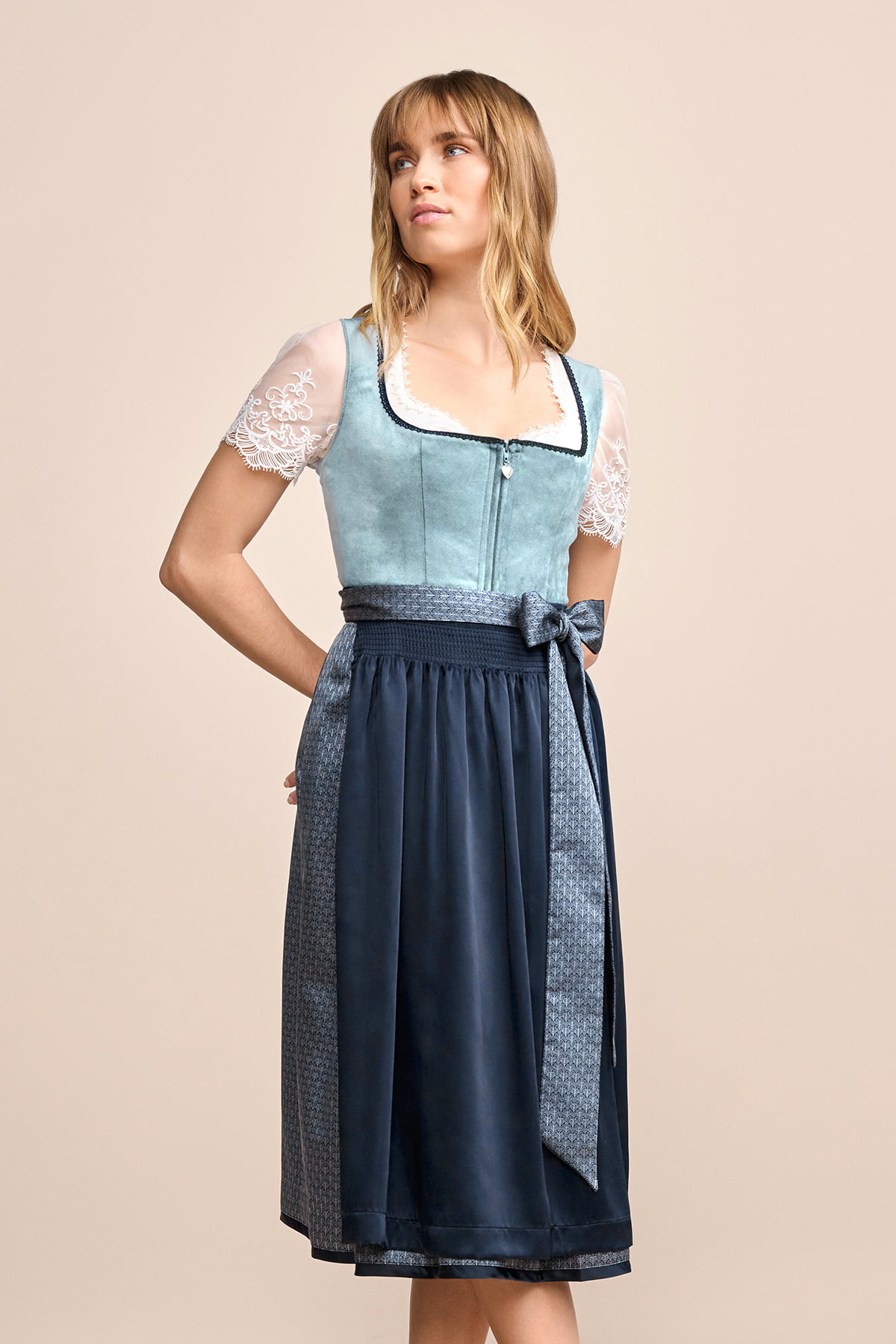 Dirndl Alena 70cm main image 0