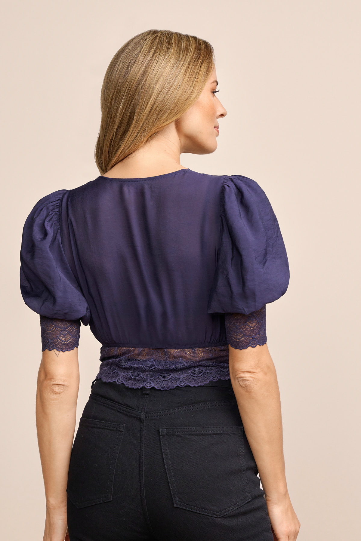 Dirndl Blouse Aolani