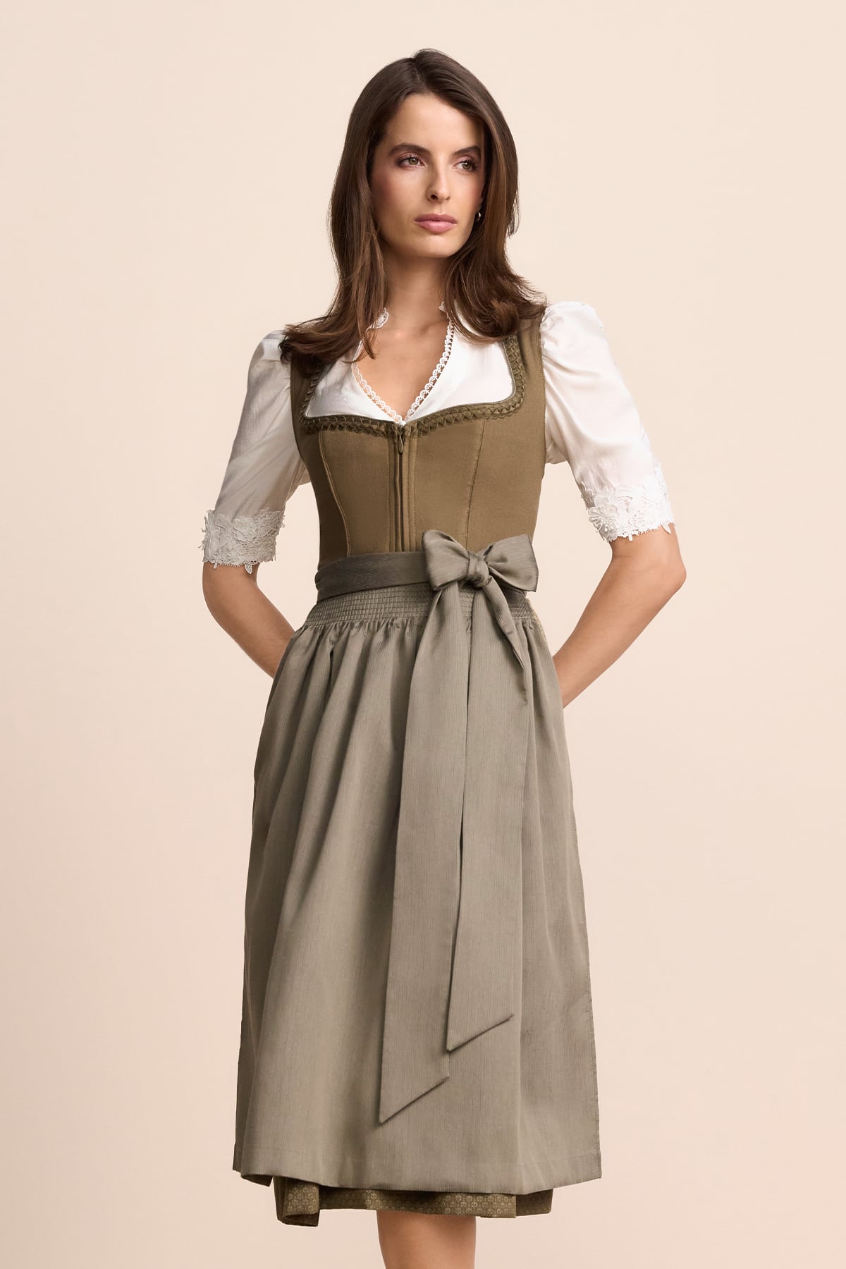 Dirndl Niamh (70cm)