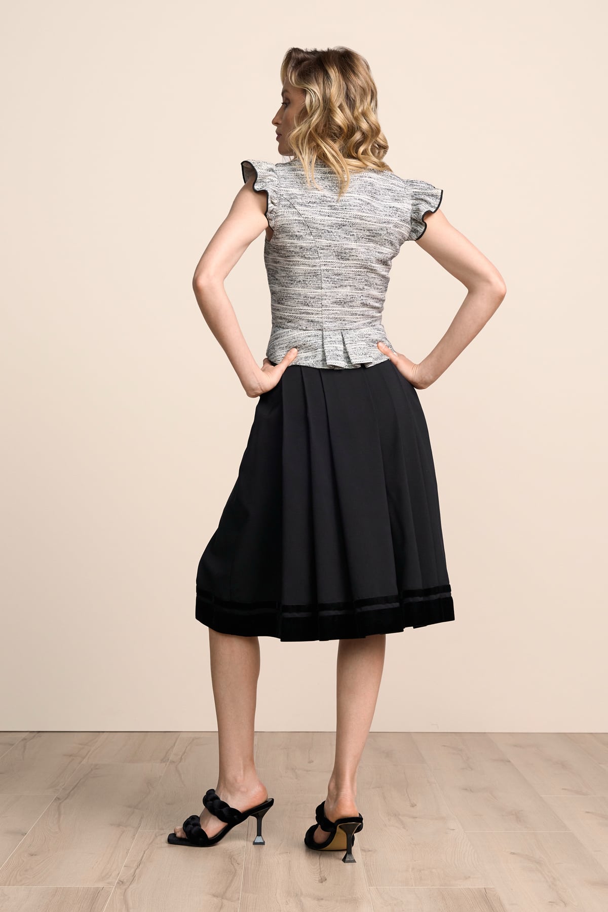 Trachten skirt Oliviera (60cm)