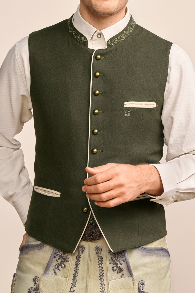 Trachten waistcoat Christo