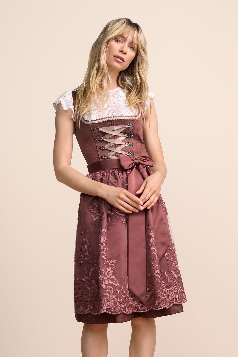 Dirndl Nevaeh (60cm)