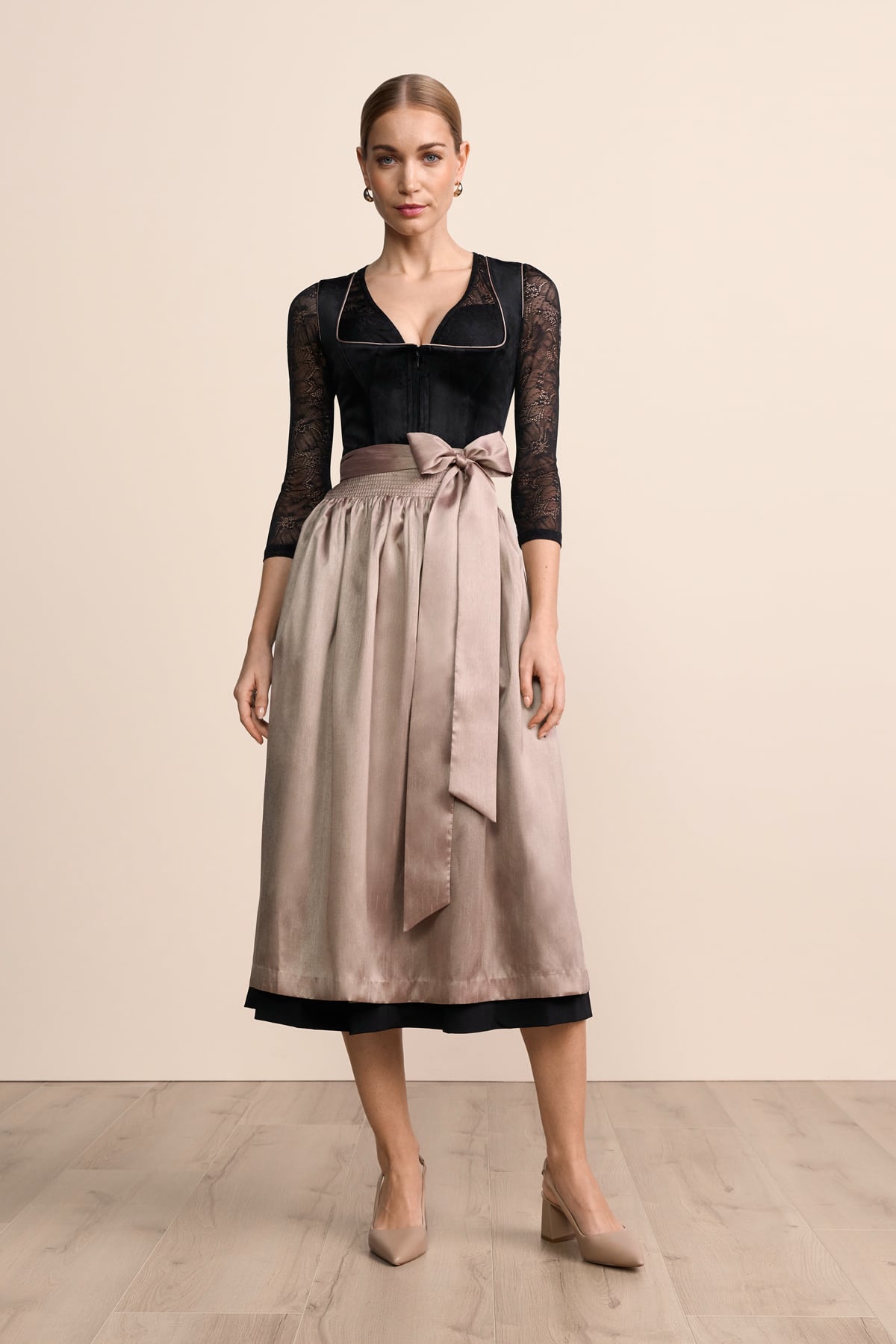 Dirndl Suzanne (80cm)