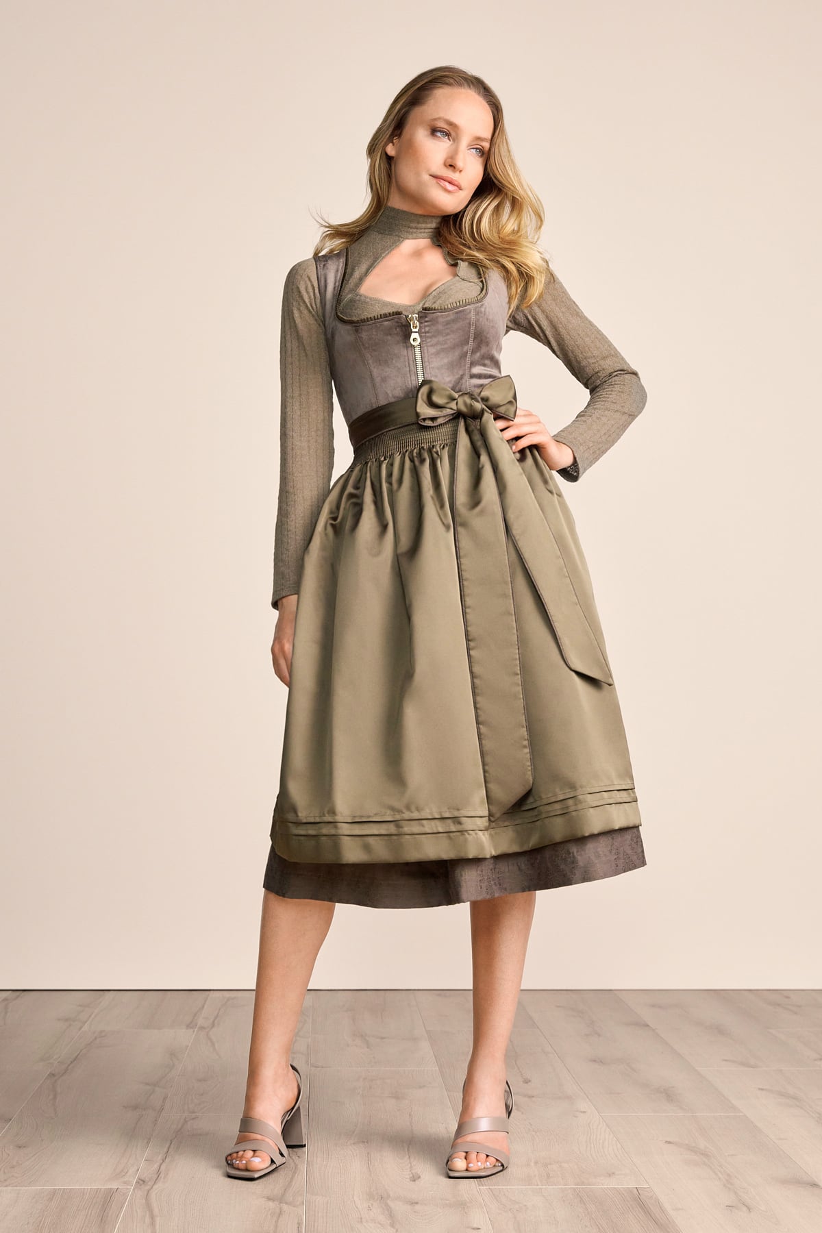 Dirndl Ester (70cm)