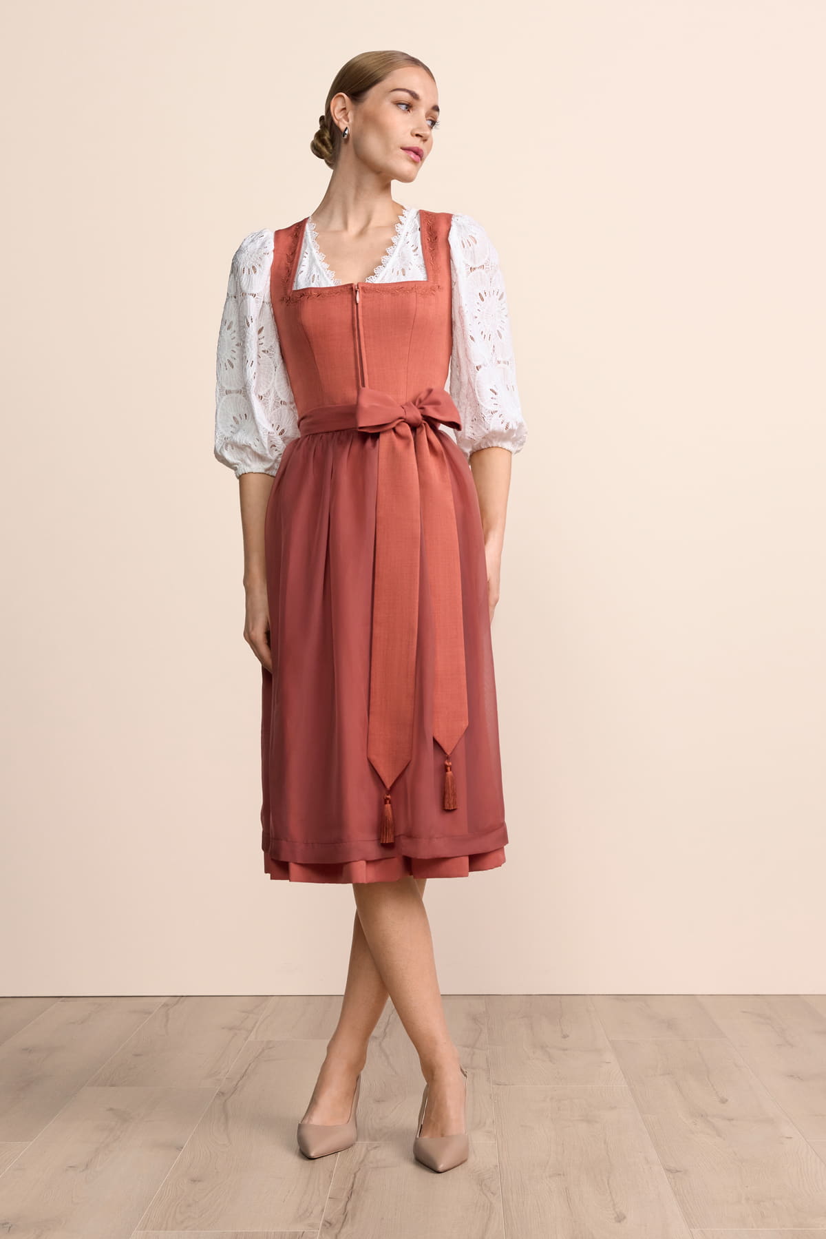 Dirndl Elunara (70cm)